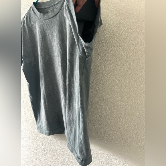 Abercrombie & Fitch Bleach Splatter Tee Size XL Gray Short Sleeve Shirt - Picture 3 of 8